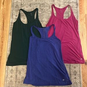 3 Gap Fit Breathe tanks
